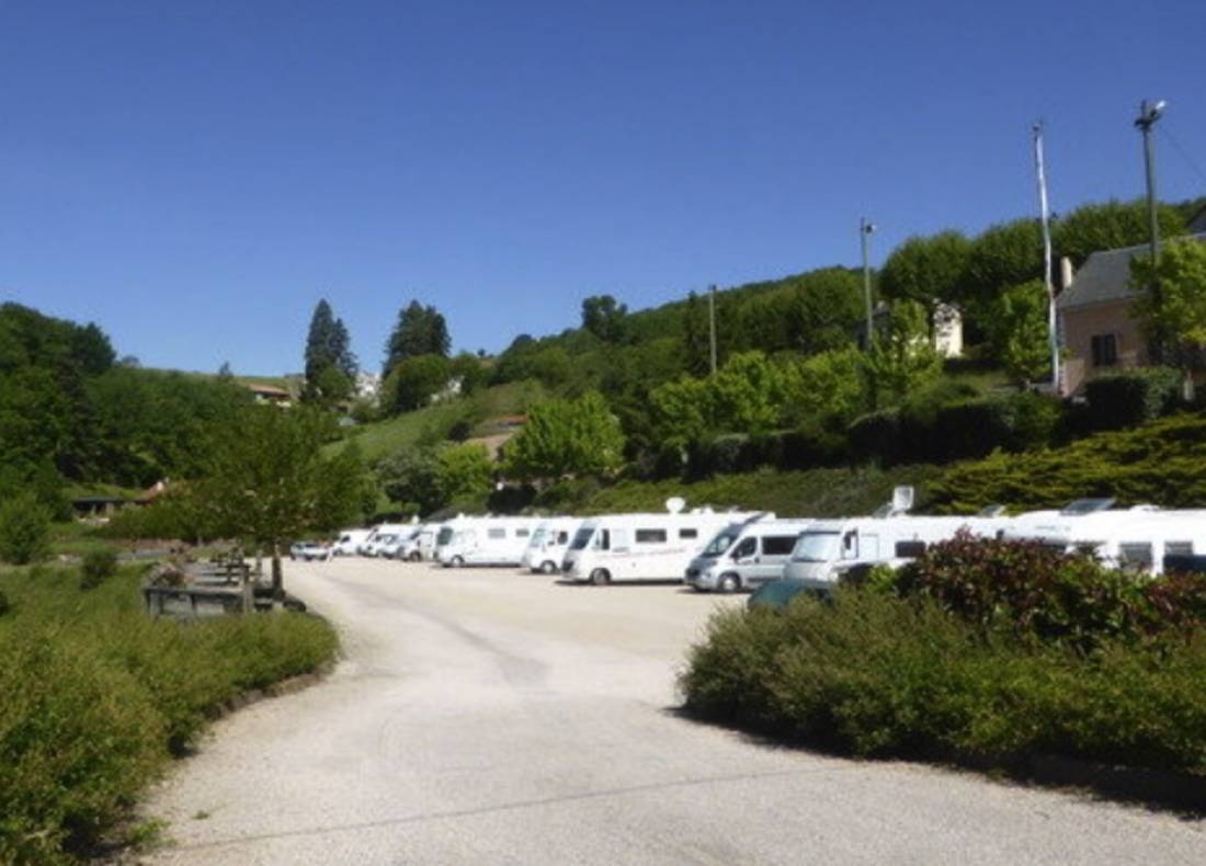 Stellplatz Broquiès — Area Autocaravanas in Broquiès