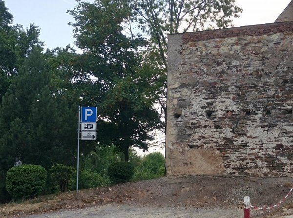 Übernachtungsparkplatz am Schloss Augustusburg — Zdjęcie 4