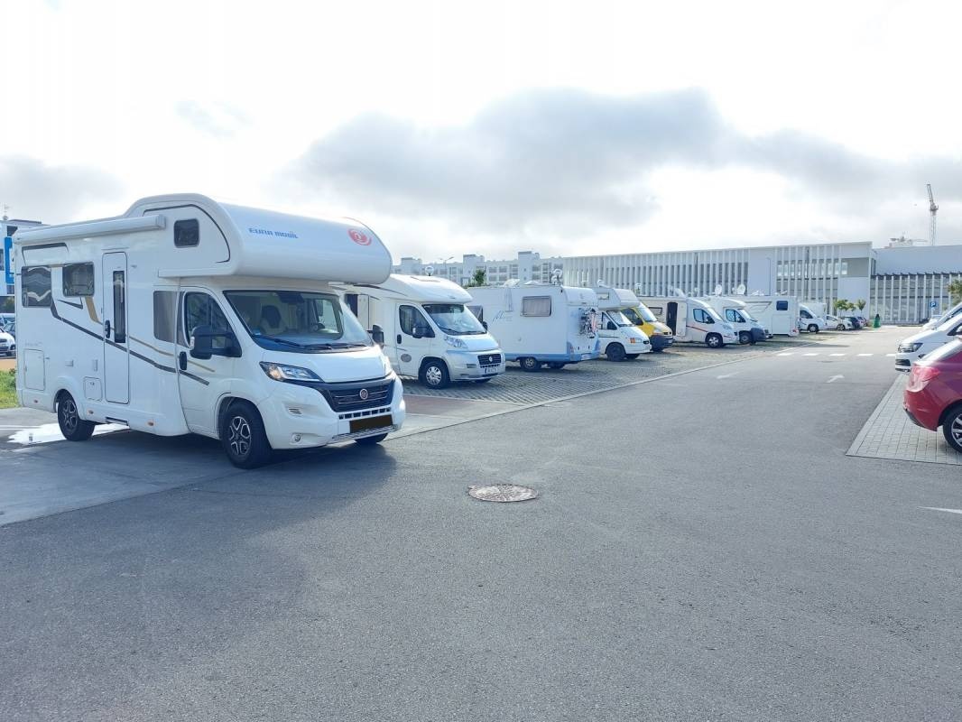 Parque de Caravanas/Autocaravanas — Stellplatz in Aveiro