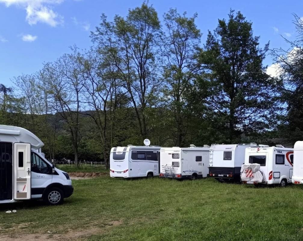 Stellplatz Thueyts — Campervan Site in Thueyts