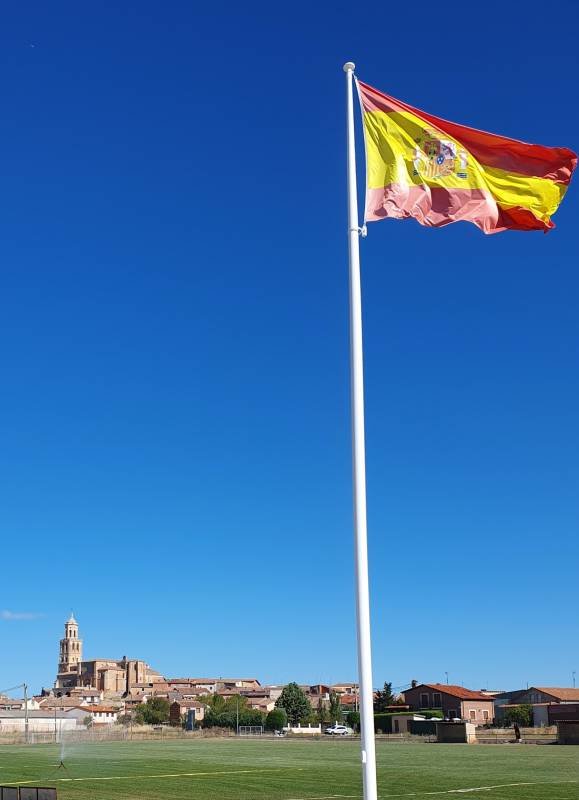Área de Caravanas de Santa Maria del Campo — Photo 2