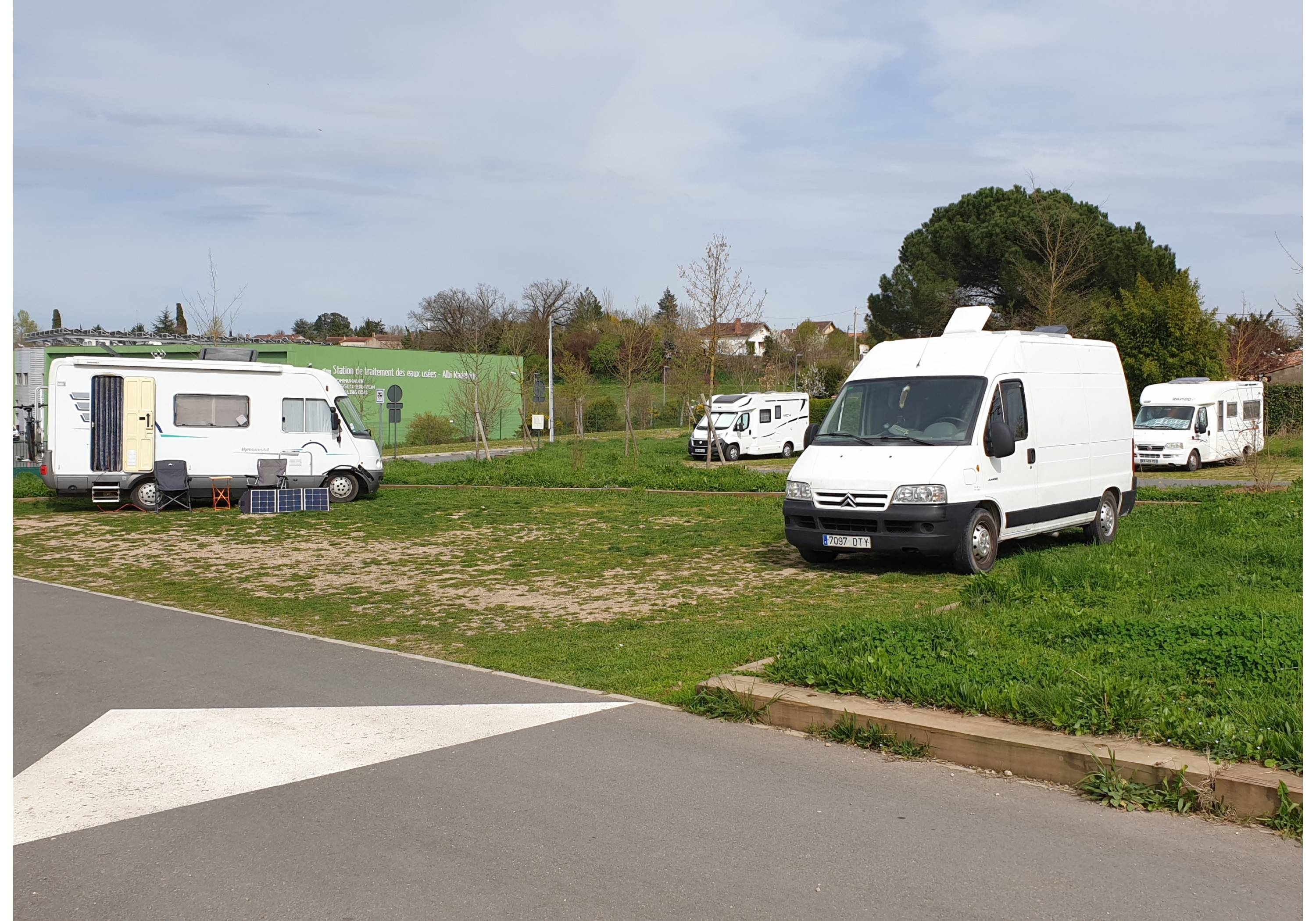 Stellplatz Albi — Area di sosta in Albi