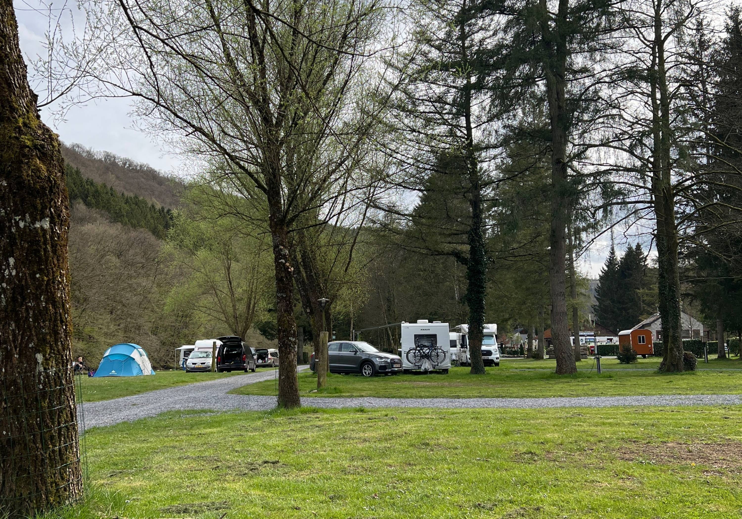 Camping  Ile de faigneul *** — Kemp in Bouillon