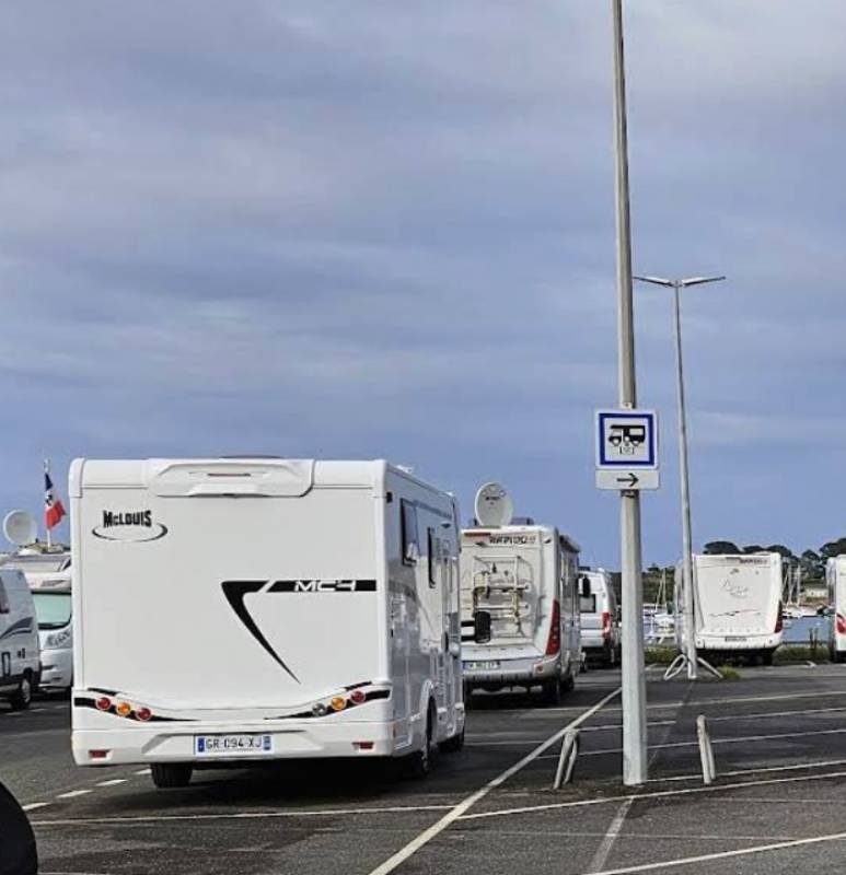 Stellplatz Plougasnou — Bobilplass in Plougasnou