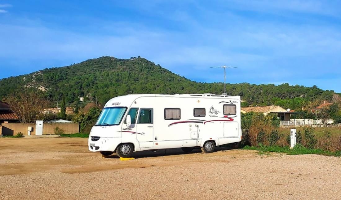 Aire CAMPING-CAR PARK Le Val — Sp. parking dla kamperów in Le Val