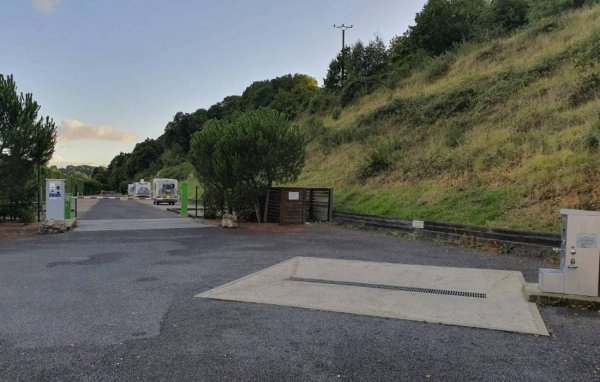 Stellplatz Longny-au-Perche — Photo 2