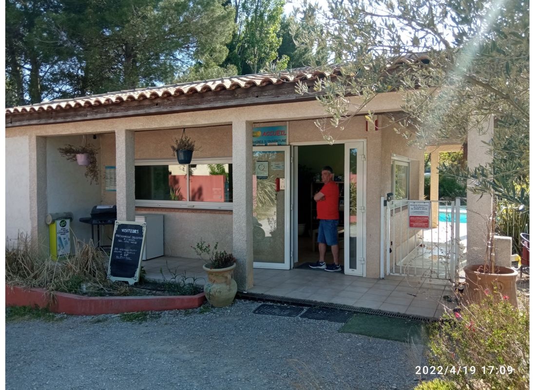 Camping Le Botanic — Camping in Cournonterral
