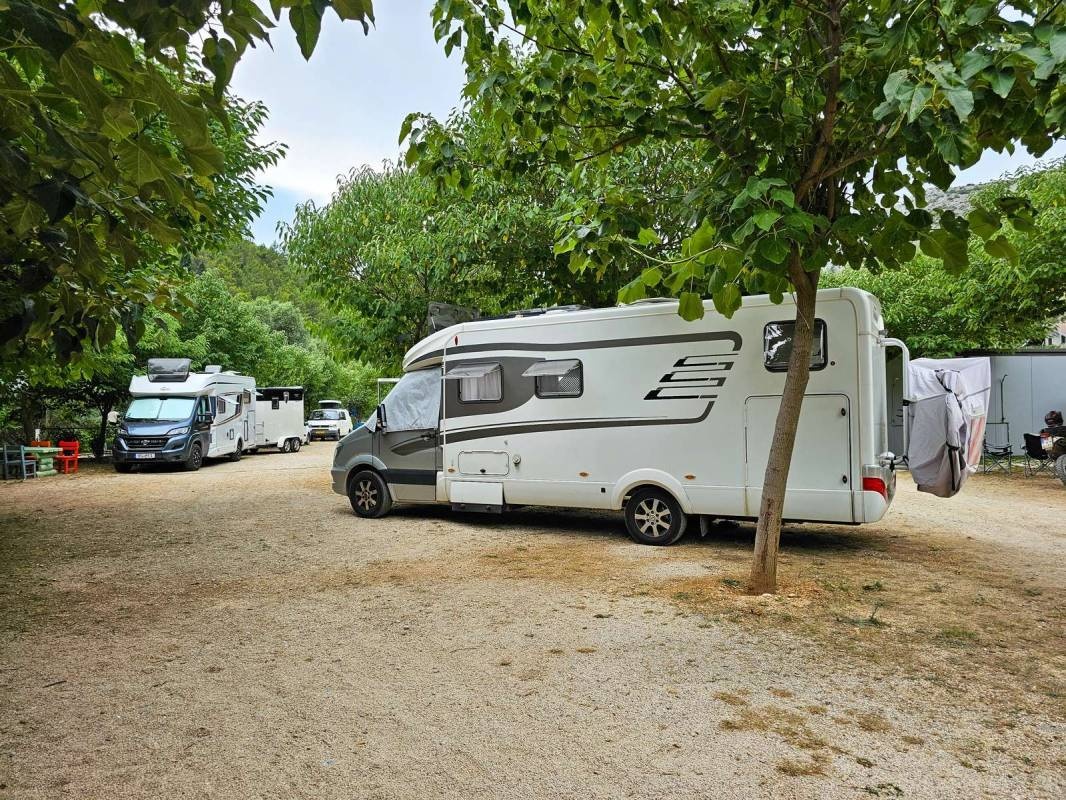 Auto-Camp Heaven in Nature — Campingplass in Stolac
