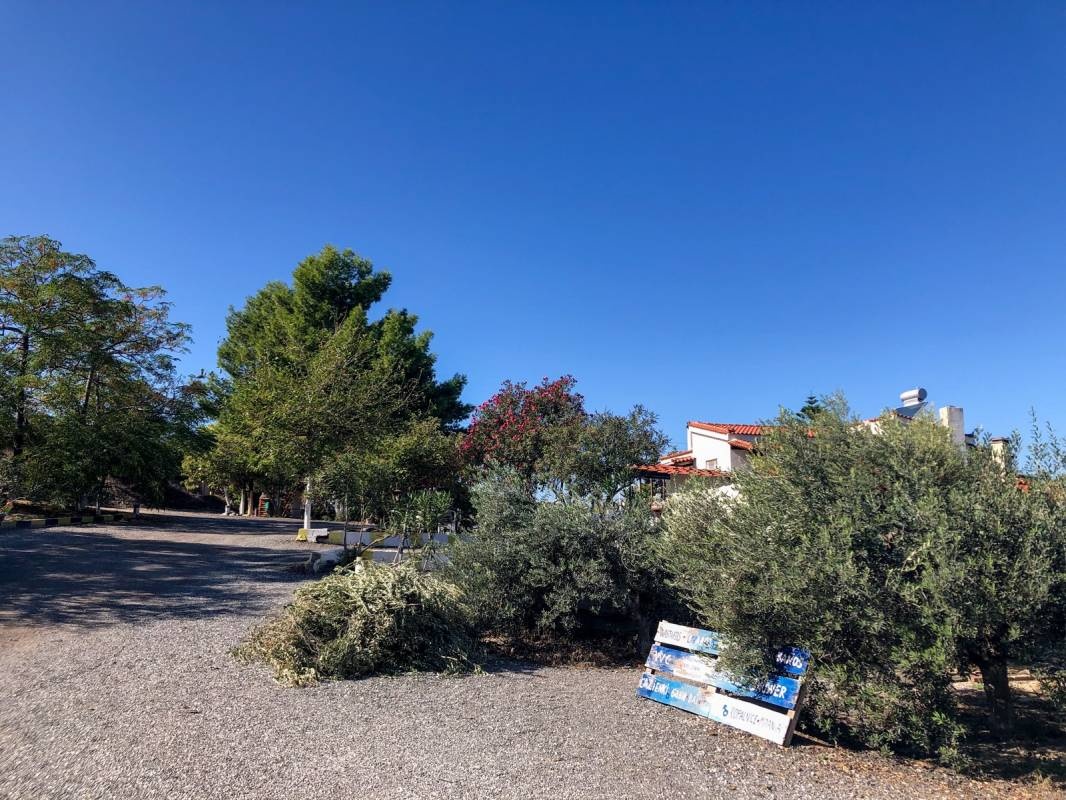 Camperstop Ancient Corinth "AFRODITES WATERS" — Area di sosta in Δημοτική Ενότητα Κορινθίων