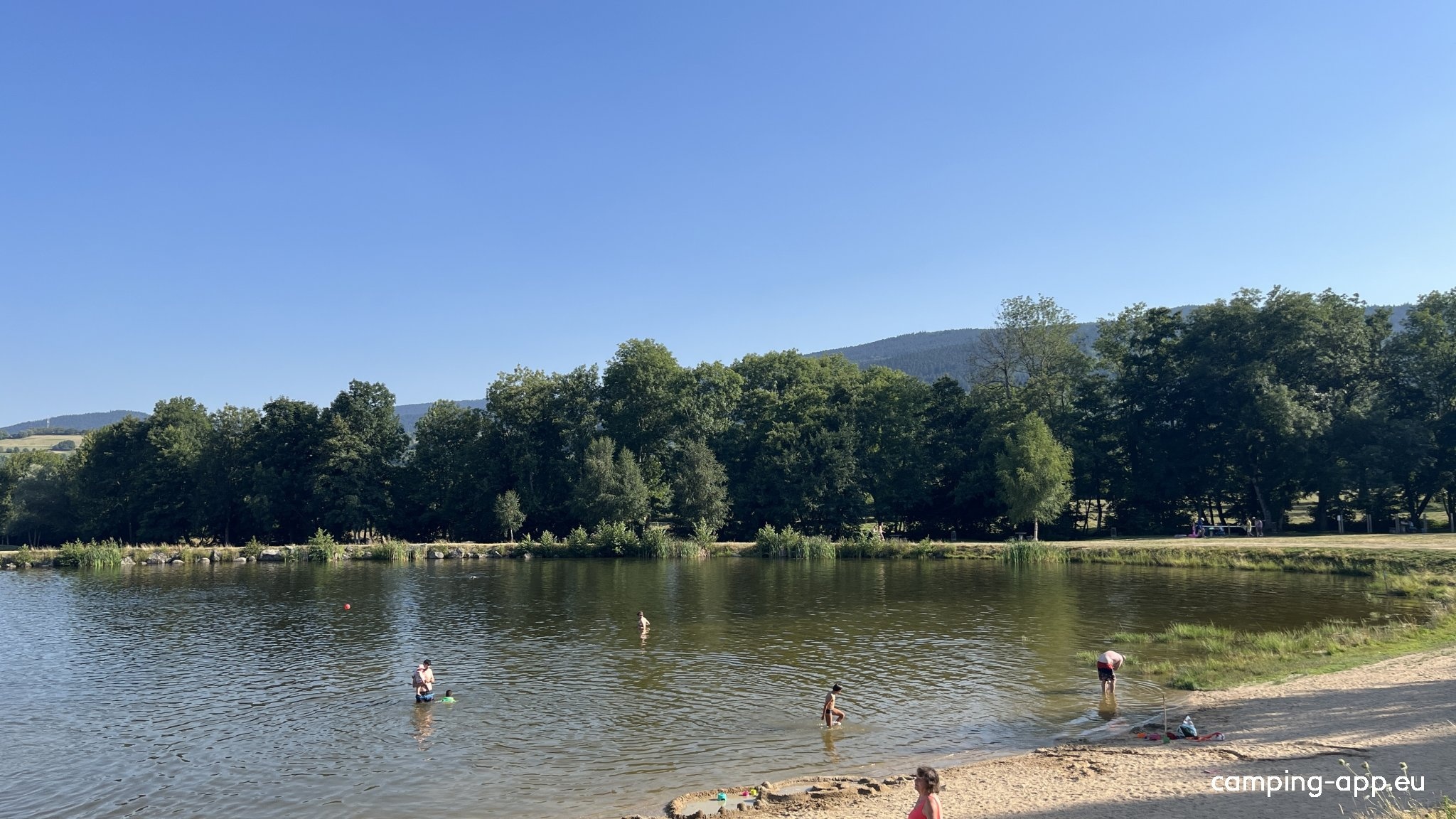 Stellplatz Noirétable — Camperplads in Noirétable