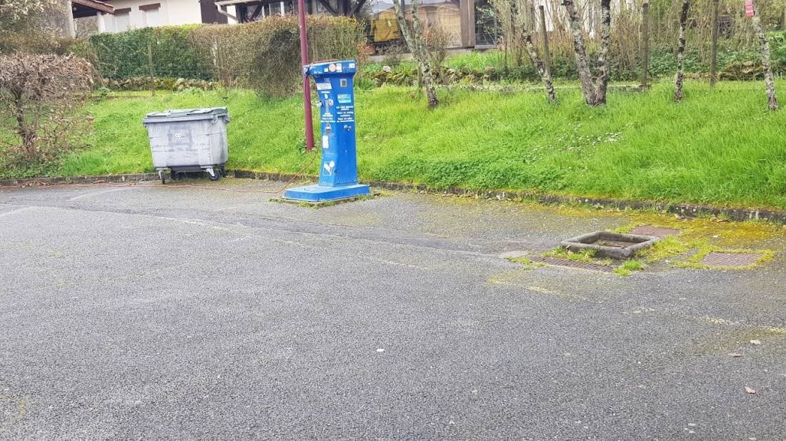 Stellplatz Créon — Campervan Site in Créon