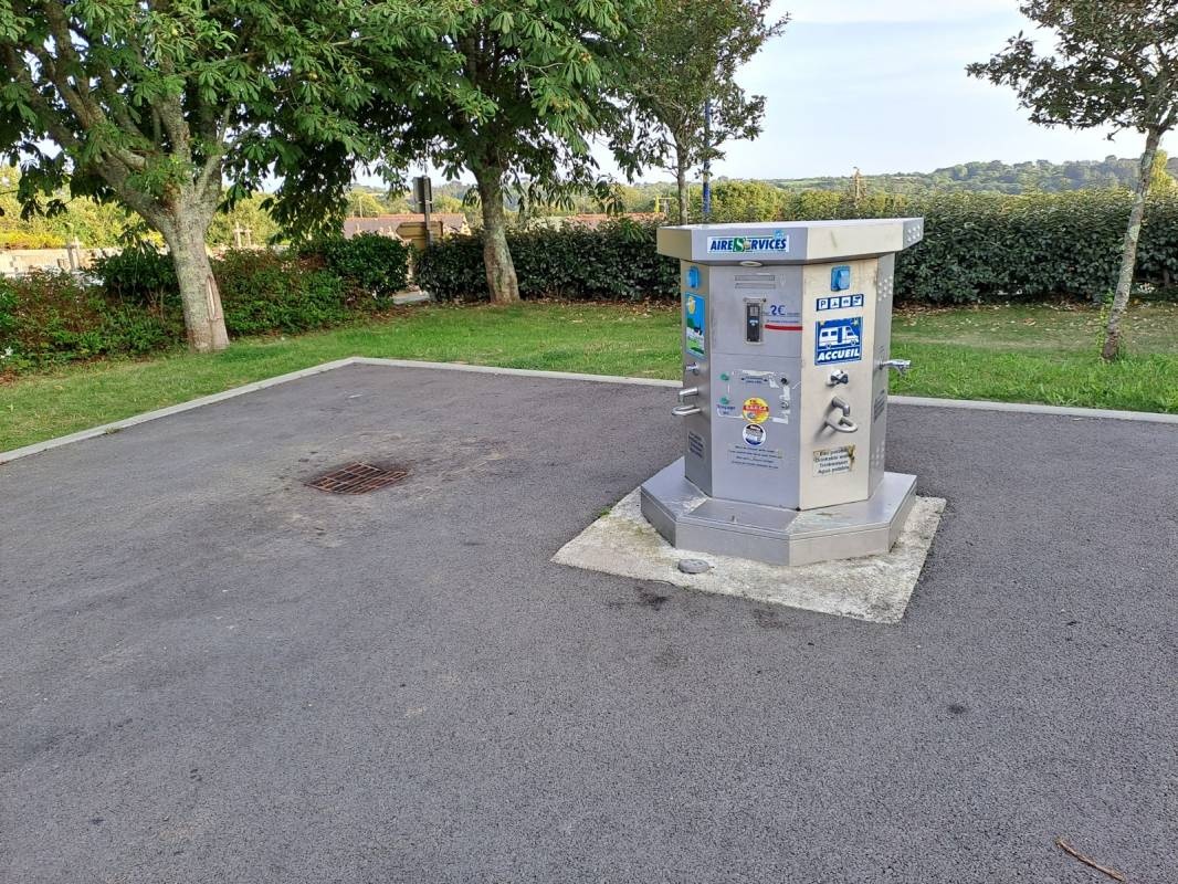 Stellplatz Cléden-Cap-Sizun — Aire camping car in Cléden-Cap-Sizun
