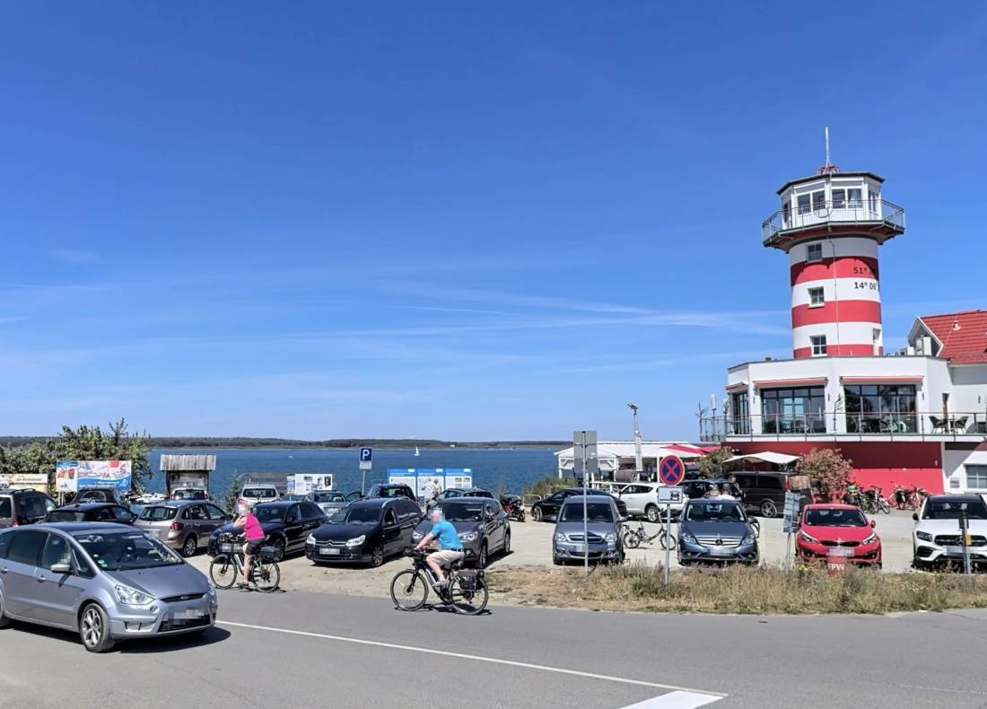 Am LeuchtTurm Elsterheide — Parkeerplek om te overnachten in Elsterheide