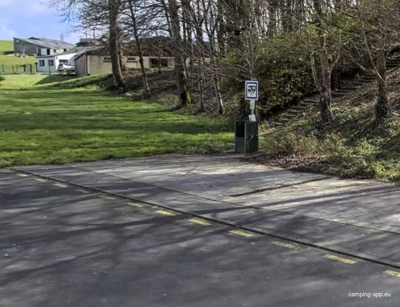 Stellplatz Plouguenast-Langast — Area di sosta in Plouguenast-Langast