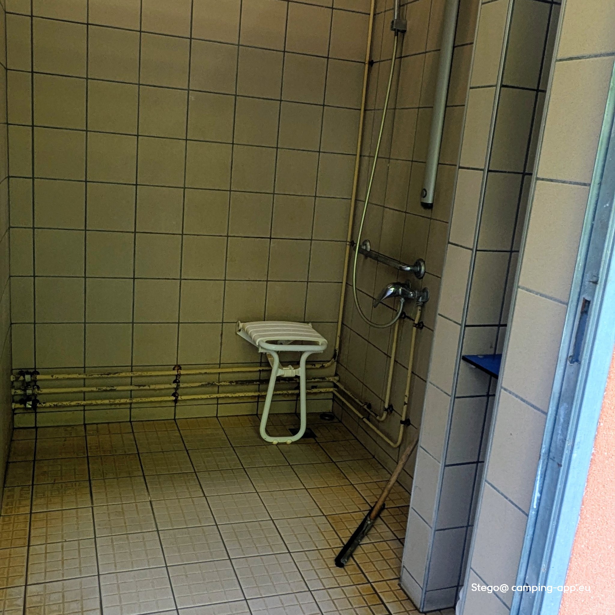 Stellplatz Saint-Jean-sur-Mayenne — Photo 6