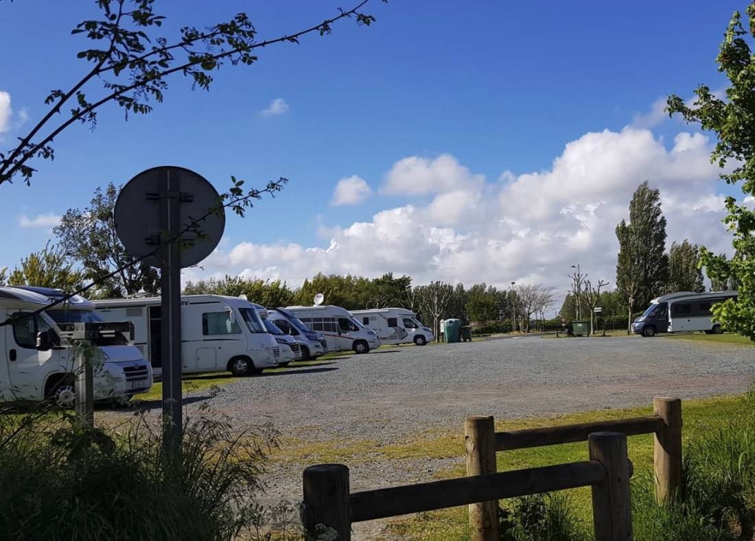 Stellplatz Lessay — Camperplaats in Lessay