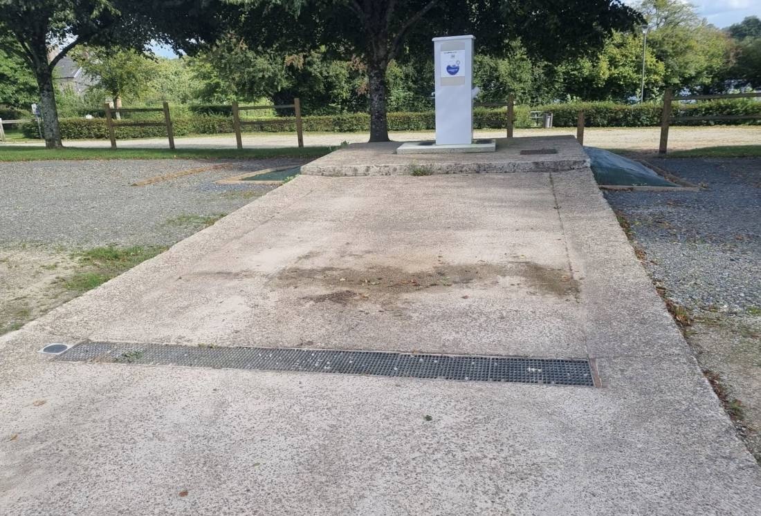 Stellplatz Bricquebec-en-Cotentin — Campervan Site in Bricquebec-en-Cotentin