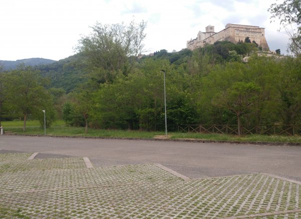 Womo Parkplätze von Assisi — Photo 2