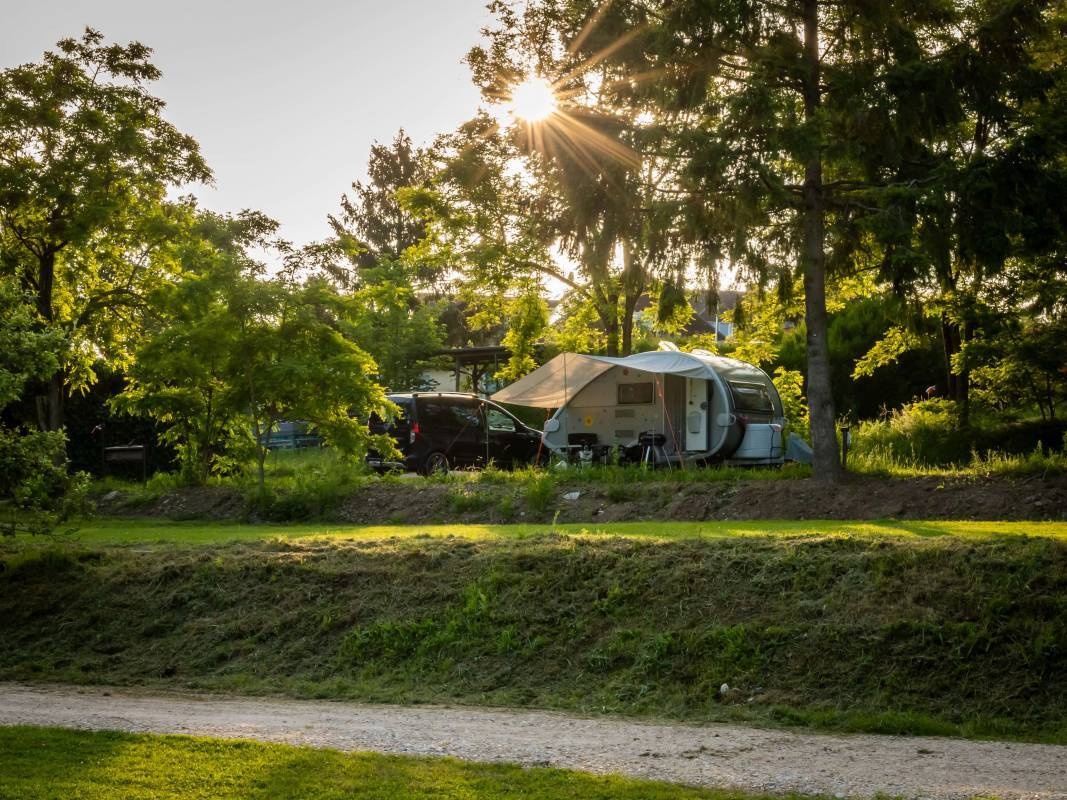 Campingplatz Kröver Berg — Camping Site in Kröv