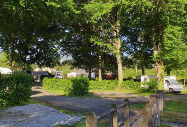 Camping-Car Park Pouillon