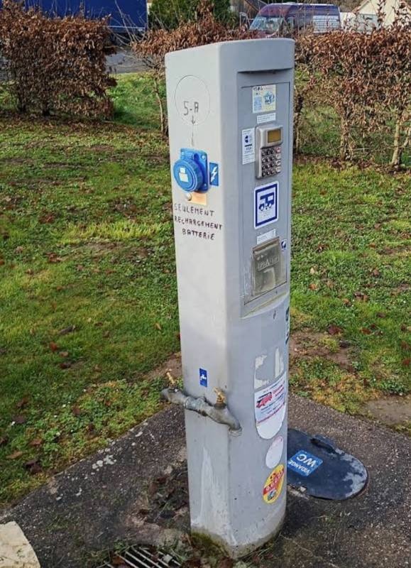 Stellplatz Léré — Campervan Site in Léré