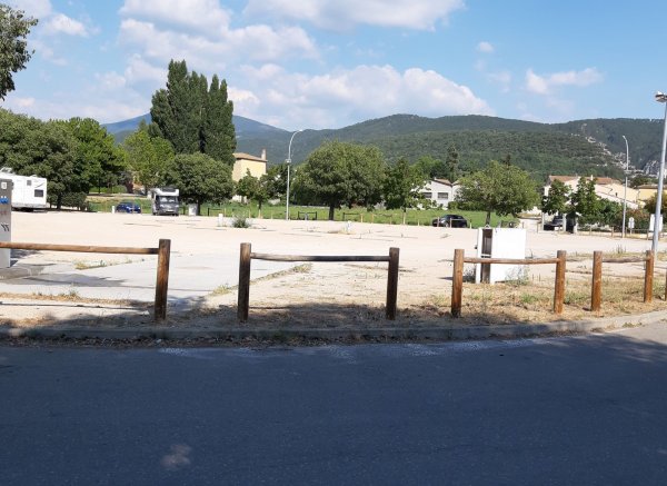 Stellplatz Malaucène — Photo 3