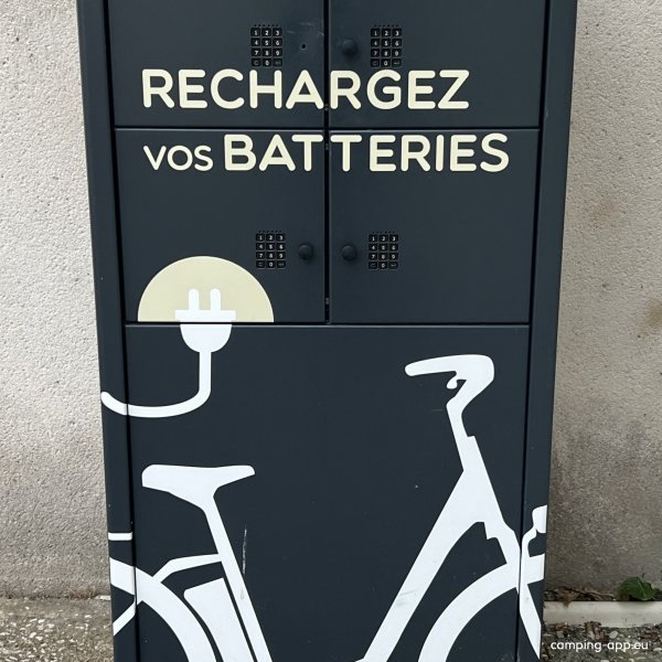 Stellplatz Chouzé-sur-Loire — Fotoğraf 6