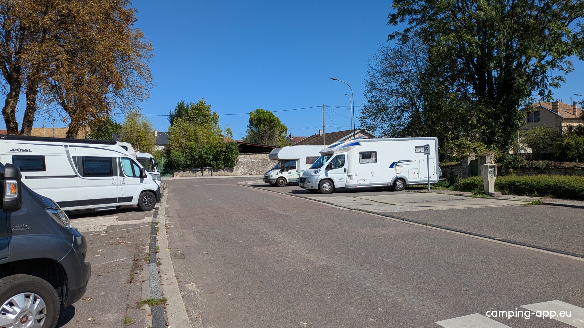 Stellplatz Nuits-Saint-Georges — Karavan Sitesi in Nuits-Saint-Georges