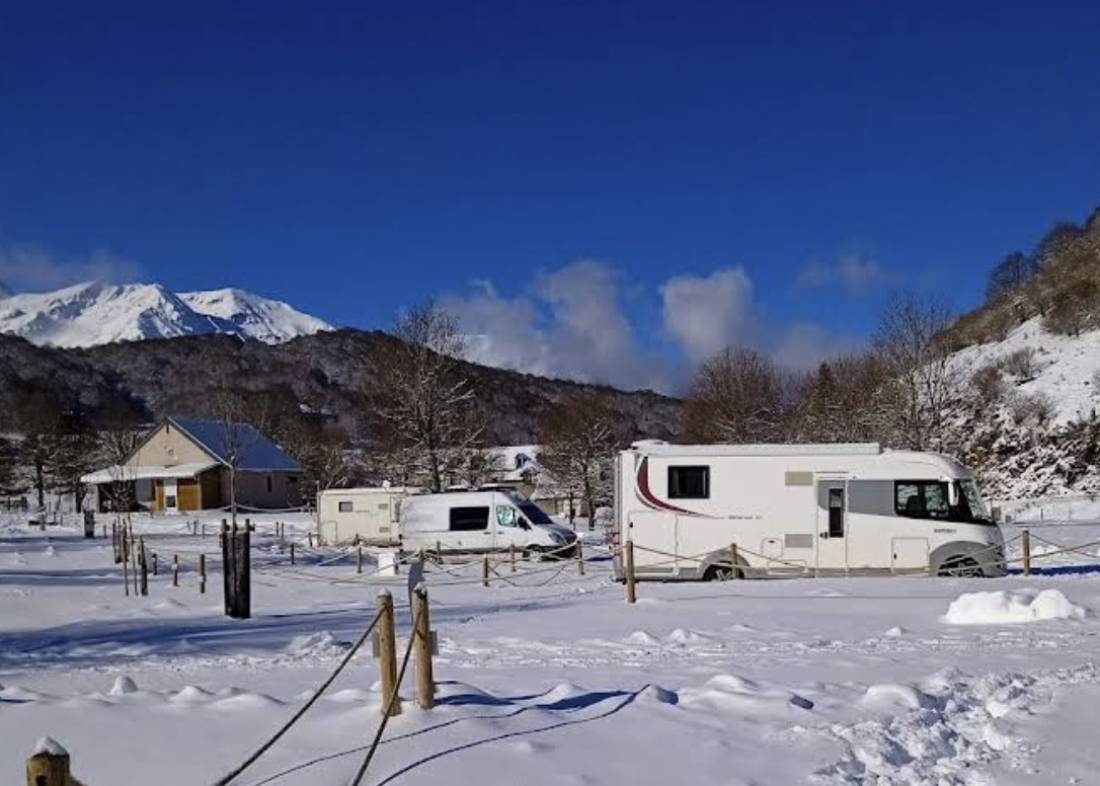 Stellplatz Les IV Veziaux — Campervan Site in Ancizan