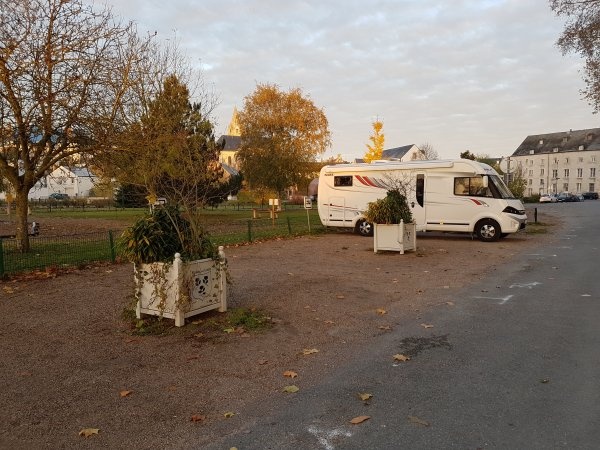 Stellplatz Dry — 露营车营地 in Dry