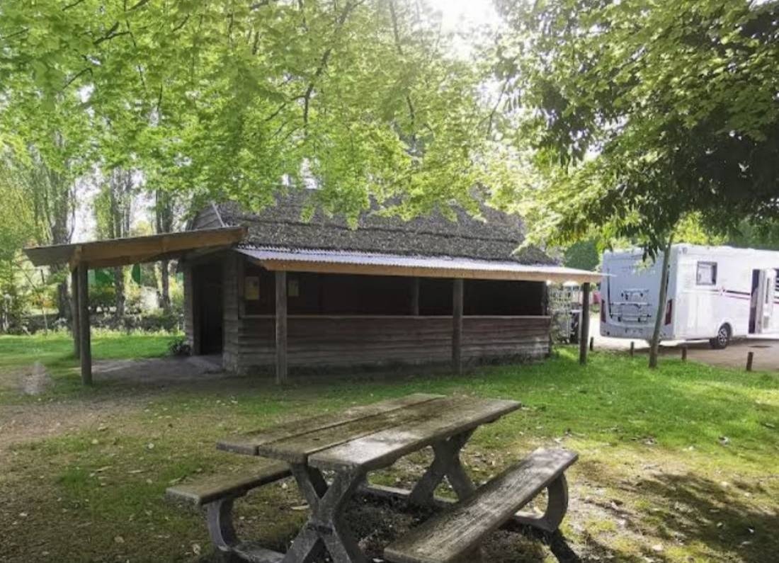 Stellplatz Baugé-en-Anjou — Campervan Site in Baugé-en-Anjou