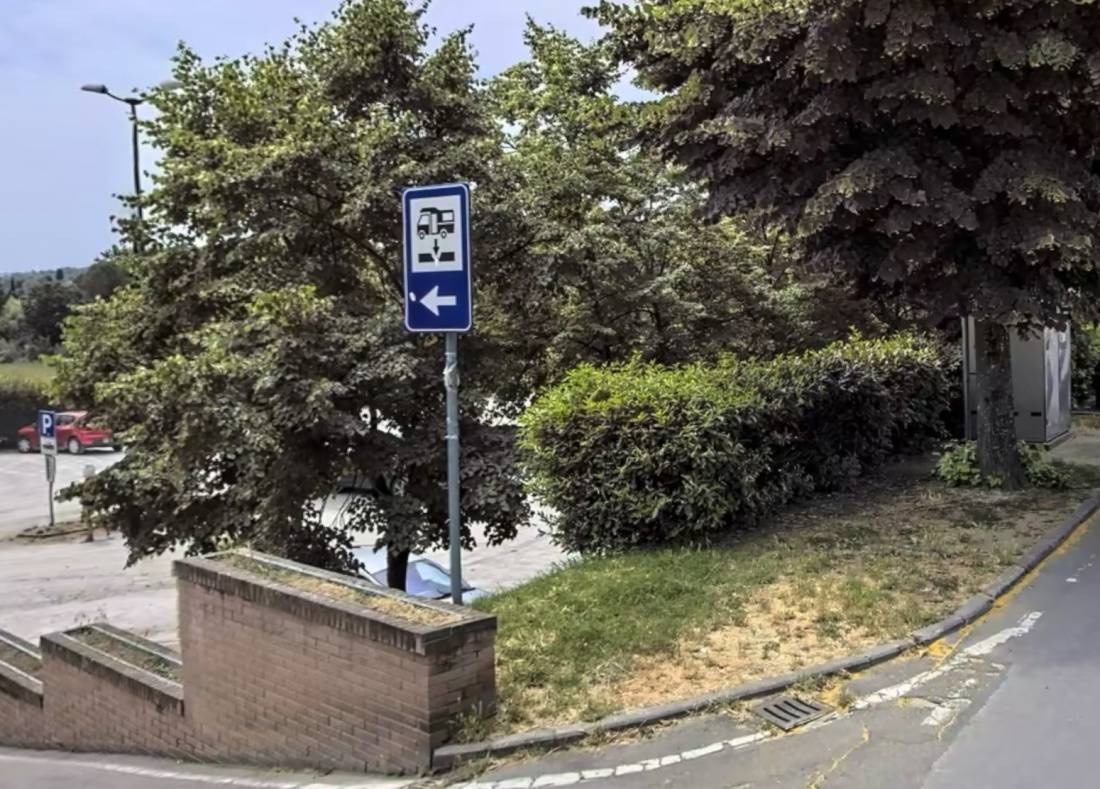 Stellplatz Monte San Savino — Area Autocaravanas in Monte San Savino