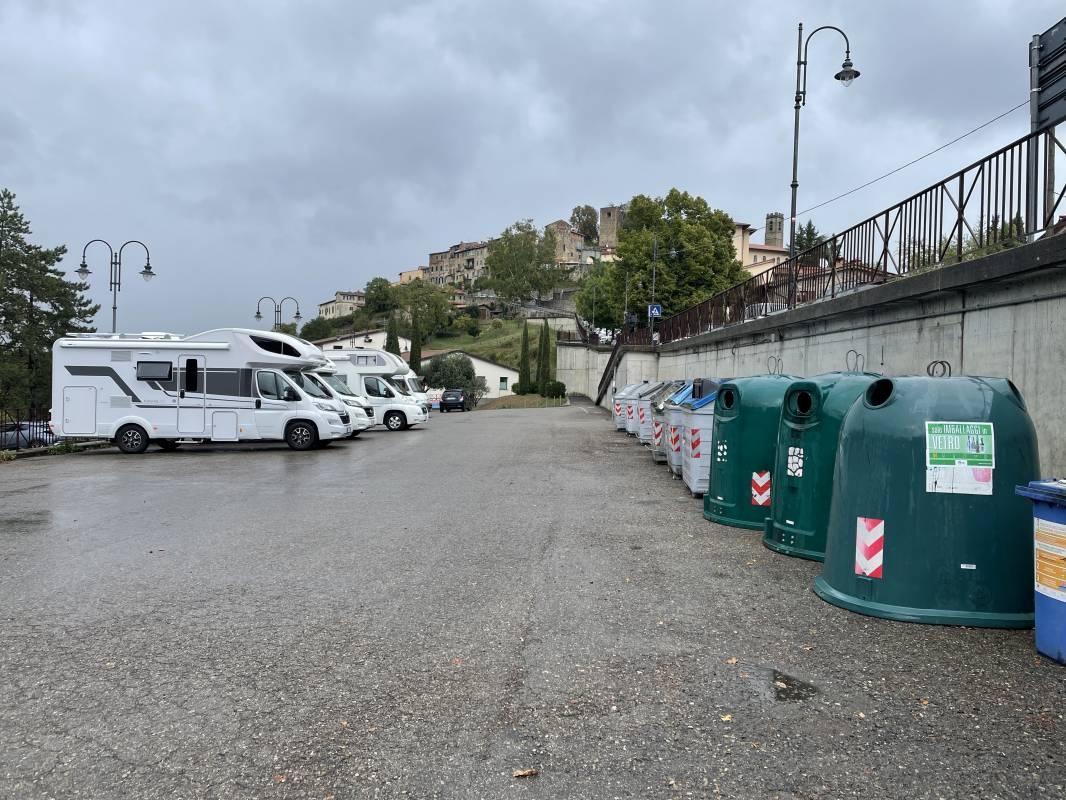Area Camper La Crocina — Sp. parking dla kamperów in Poppi