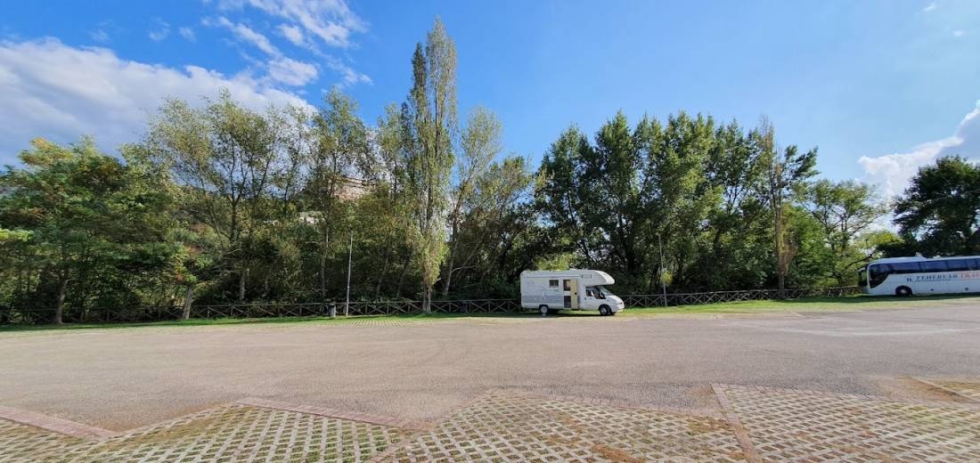 Stellplatz Bastia Umbra — Ställplats in Bastia Umbra