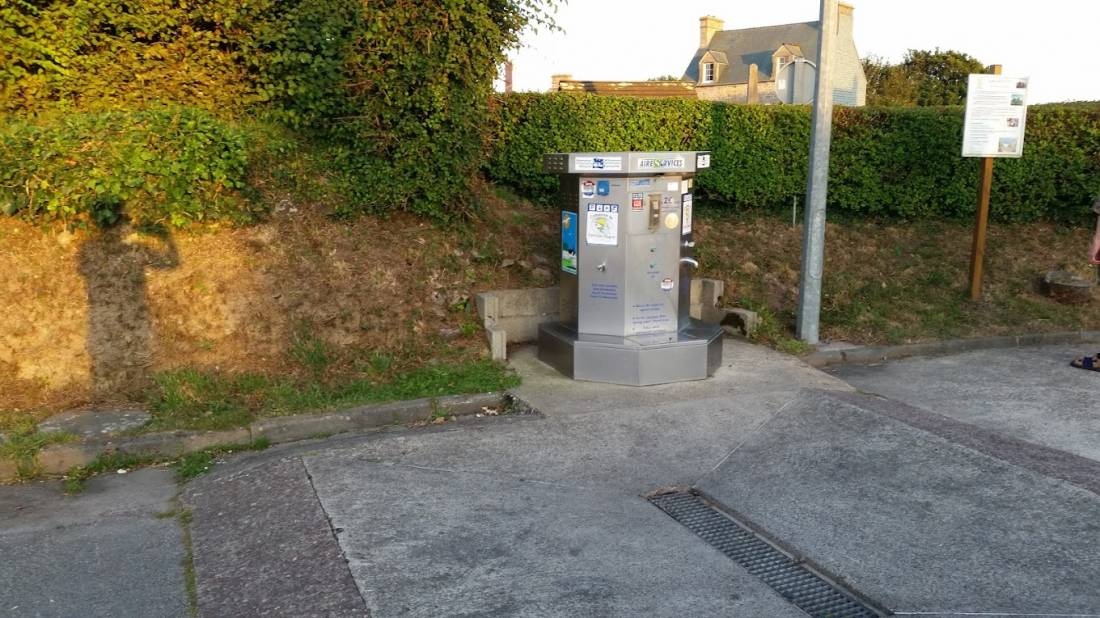 Stellplatz La Hauge — Camperplads in La Hague