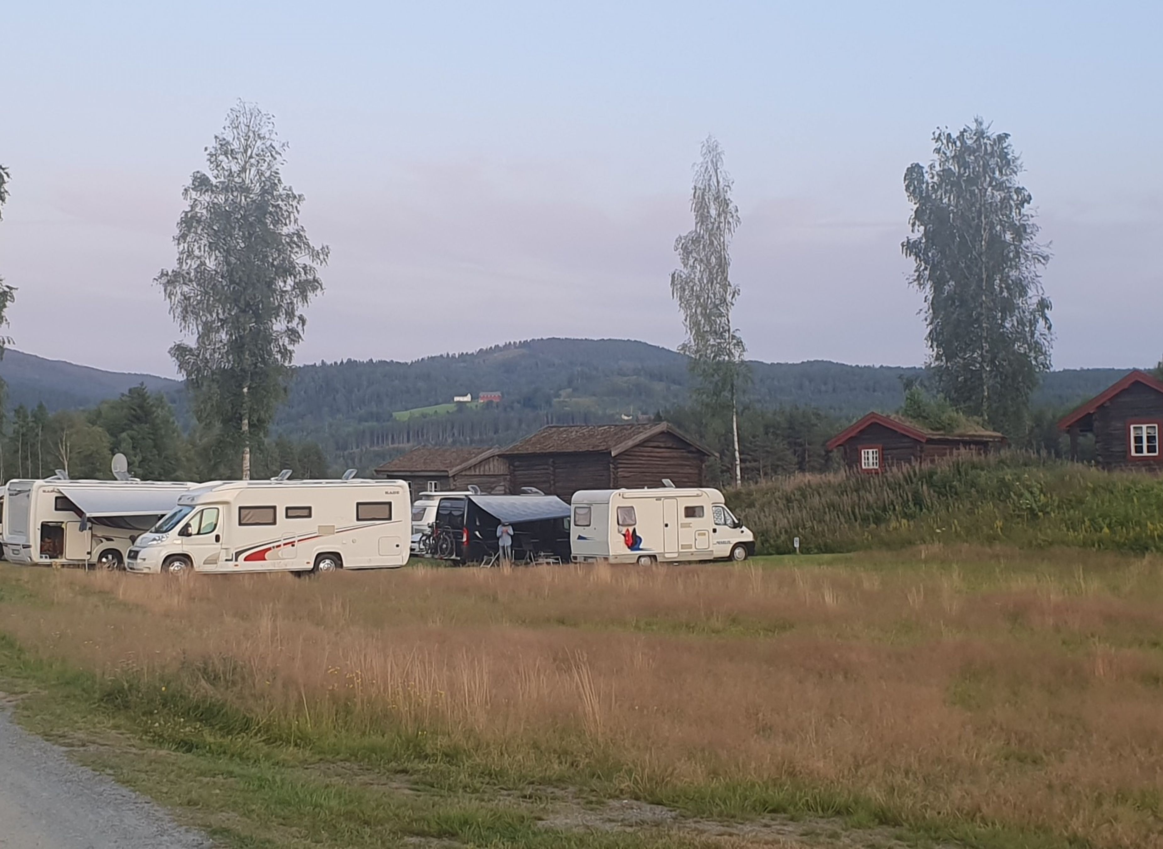 Haugen gård friluftsområde — Camperplads in Flesberg