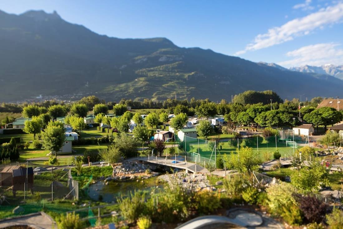 Camping de la Sarvaz — Cámping in Saillon