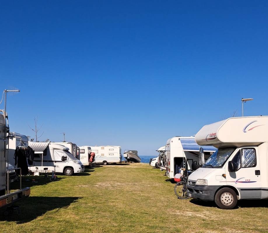 Il Paradiso Cologna Spiagga — Campervan Site in Cologna Spiaggia