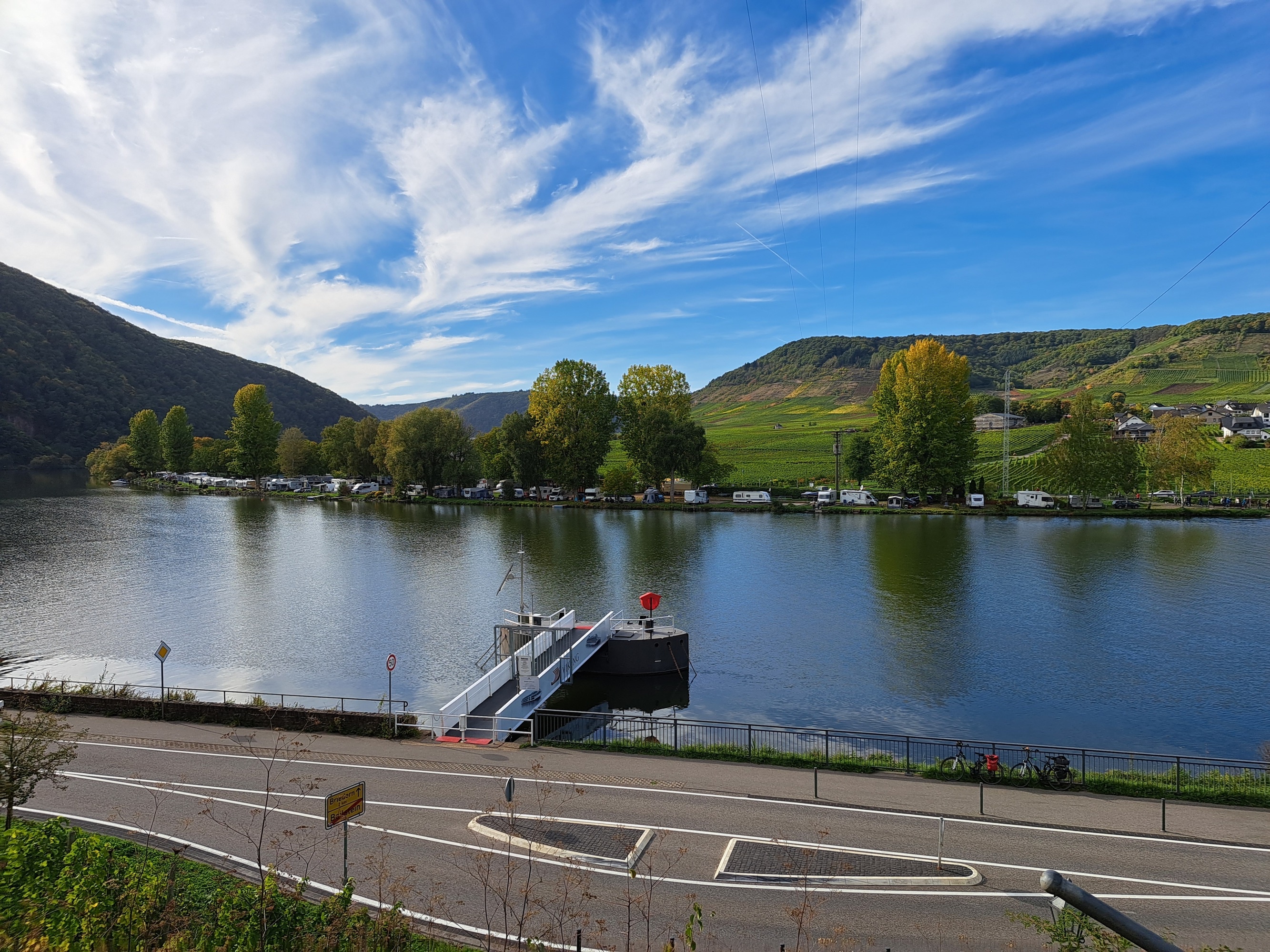 Campingplatz Happy Holiday — Місце для кемпінгу in Ellenz-Poltersdorf