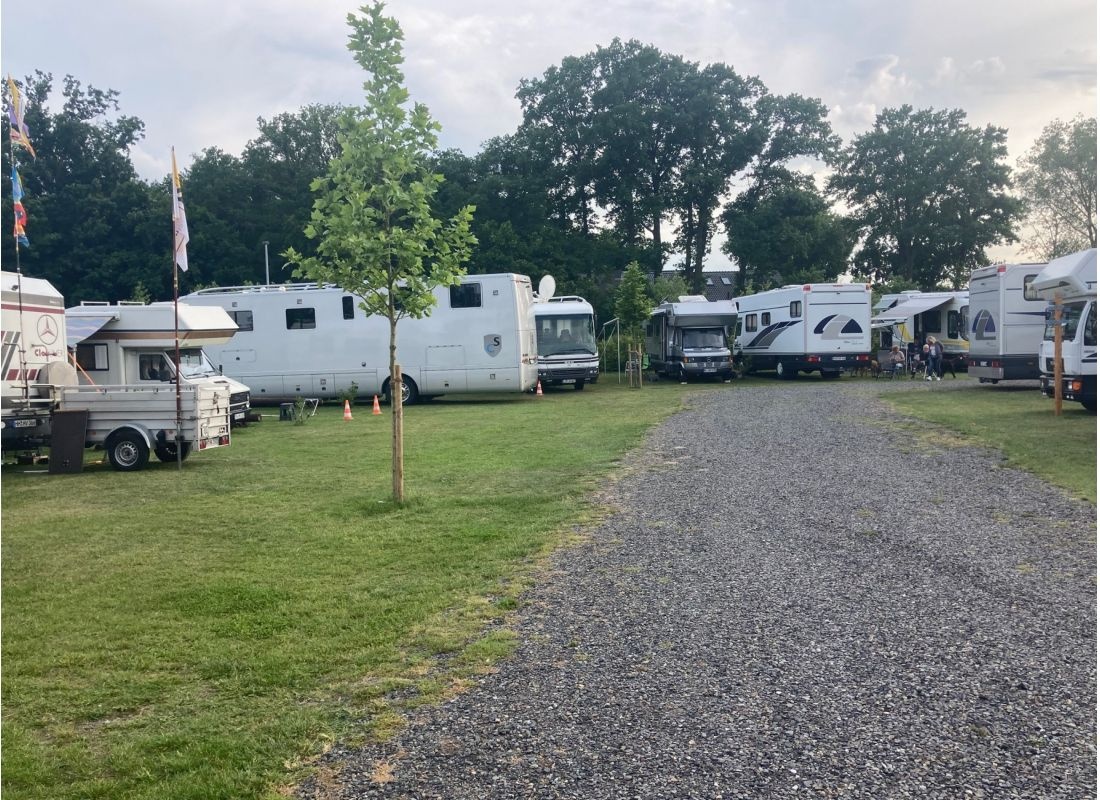 Wohnmobilstellplatz und Events Müden an der Aller — Campervan Site in Müden (Aller)
