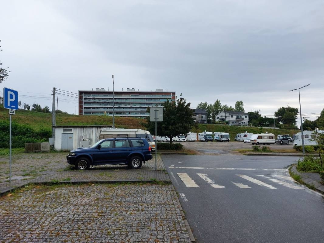 Stellplatz Guimarães — Area di sosta in Guimarães