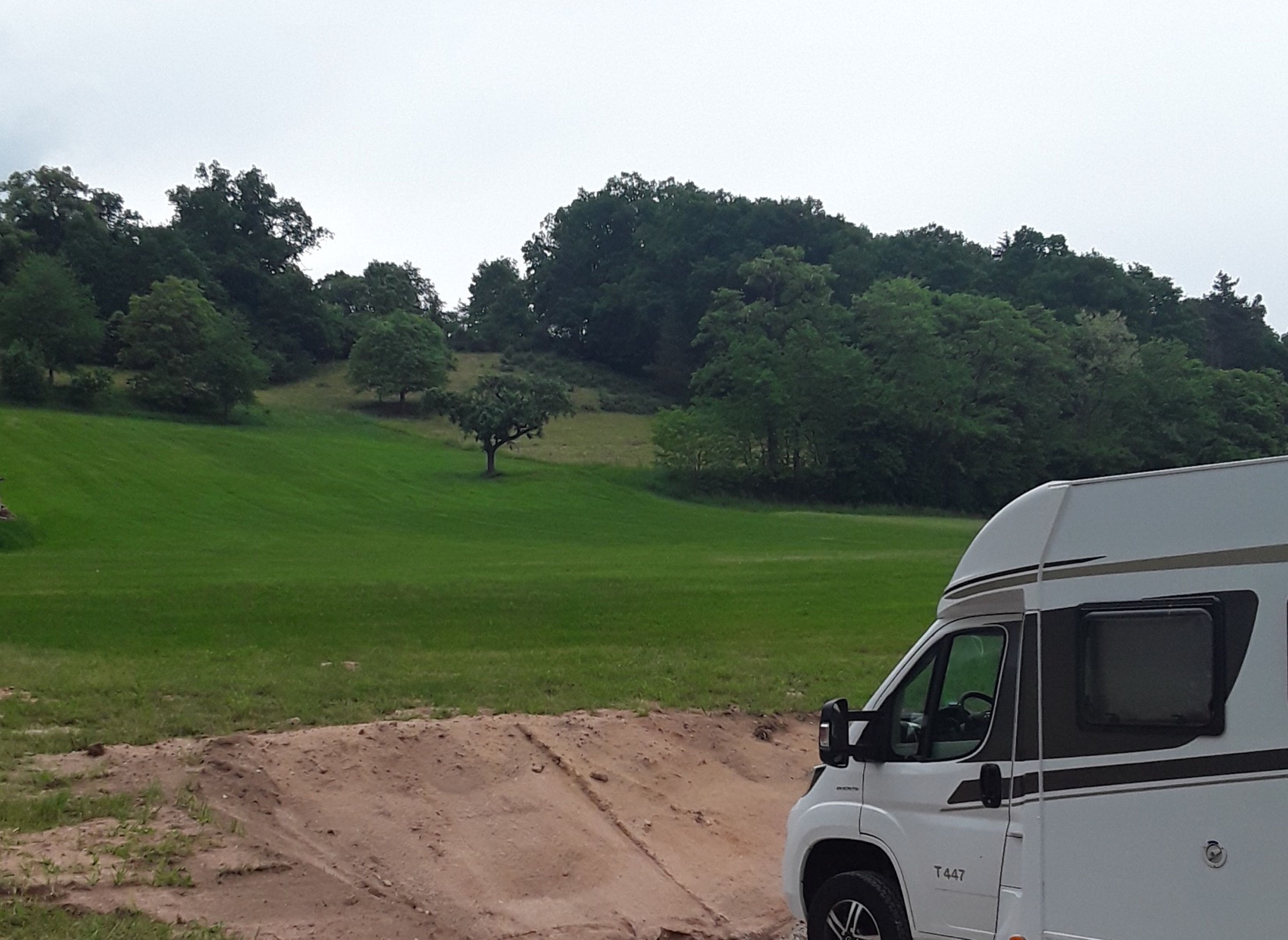 Stellplatz Mischelbach — Karavan Sitesi in Pleinfeld