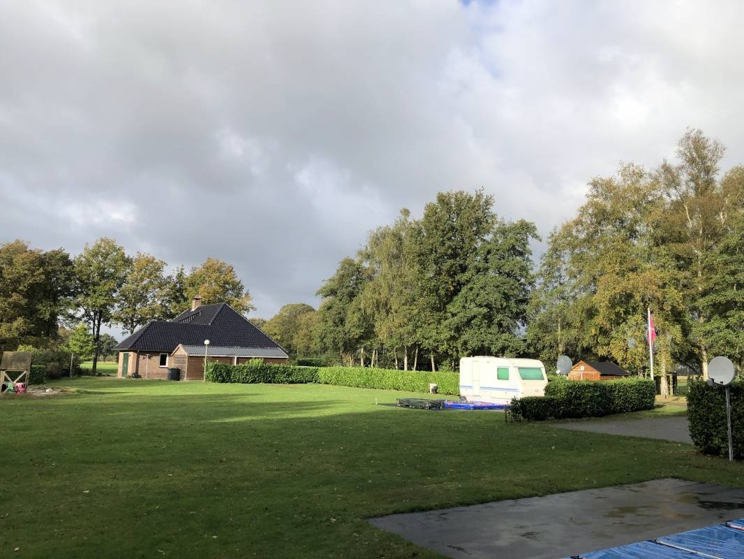 Camping de Vechtkamp — Area da campeggio in Holtheme