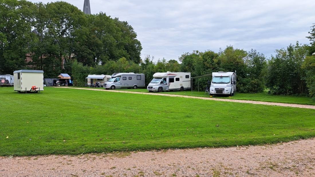 Camping Zee van Tijd — Cámping in Holwert