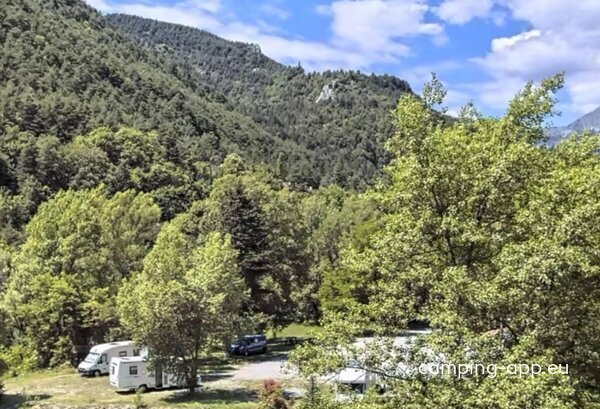 Stellplatz Guillaumes — Photo 2