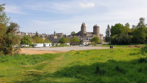 Stellplatz Fougères — Photo 3