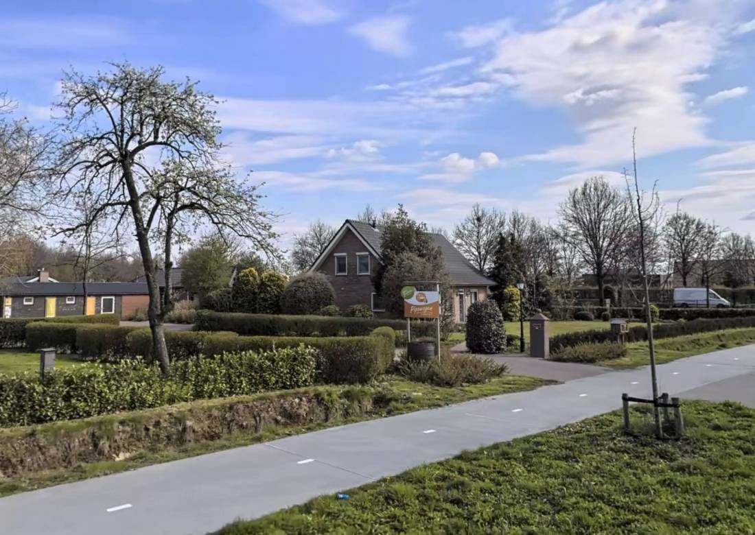 Pipowagen Camping — Campervan Site in Someren