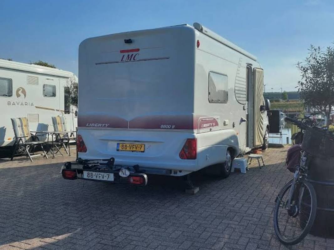 Dok 12 Jachthaven — Stellplatz in Raamsdonksveer