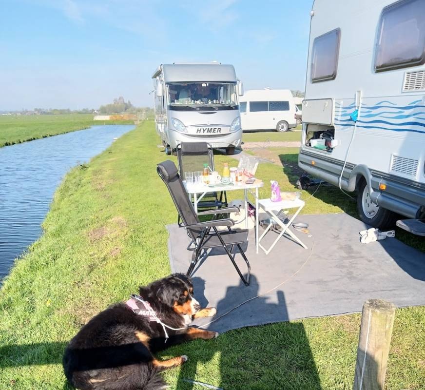 Camping Haasje 't à Oud Ade — Kamp yeri in Oud Ade