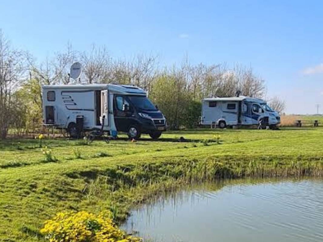 Landgoed Hizzard — Stellplatz in Lollum